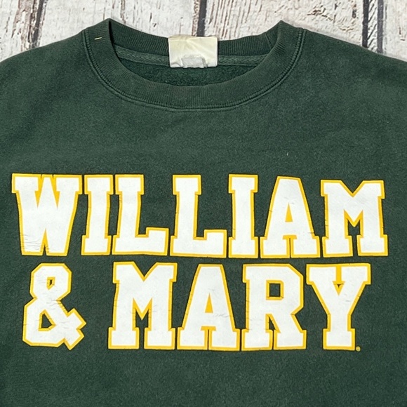 William & Marry Champion Reverse Weave Green Collegiate Sweatshirt - Picture 4 of 6